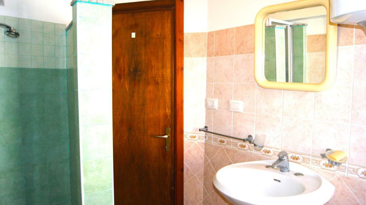 Apartment Romina Tergu Dış mekan fotoğraf