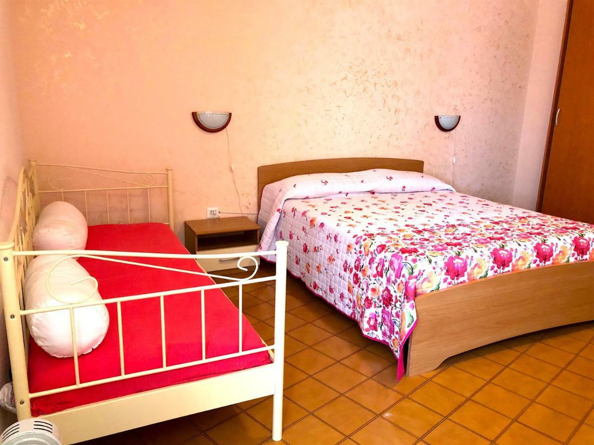 Apartment Romina Tergu Dış mekan fotoğraf